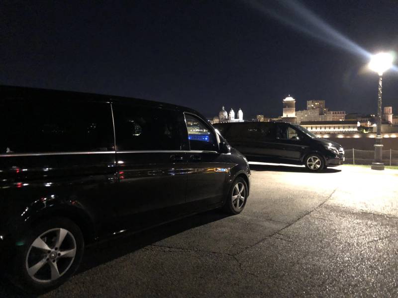 La logistique des transferts pour les événements professionnels à Marseille près d’Aix en Provence avec nos chauffeurs privés