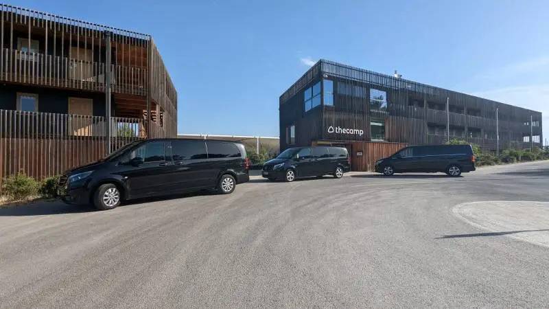 L'expérience client dans le service de chauffeurs privés pour les événements professionnels à Aix en Provence près de Marseille