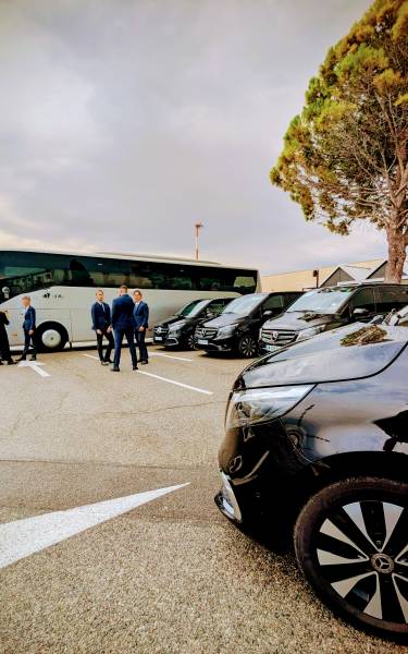 Premium private chauffeur service in Marseille and Provence, featuring our Mercedes E, S, and V-Class vehicles. This photo highlights the comfort, elegance, and cleanliness offered on every journey. Ideal for airport transfers, business travel, or private