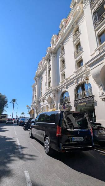 Van Luxe pour l'Hôtel Negresco Nice 