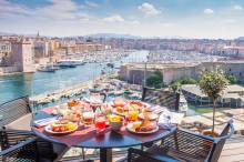 Réserver un chauffeur pour aller au Sofitel Marseille Vieux Port